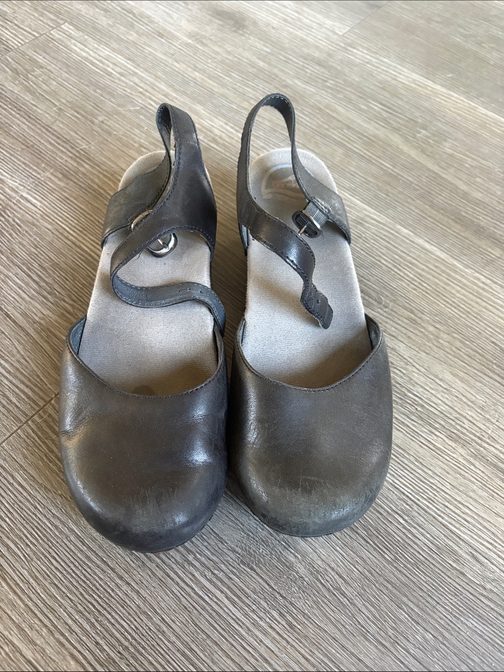 Dansko Women's Black Leather Slingback Clogs